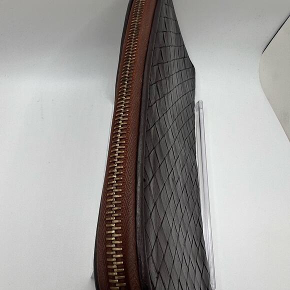 Bottega Veneta | Bags | Bottega Venetta Brown Zippy Wallet  Bottega Venetta Brown Zippy Wallet